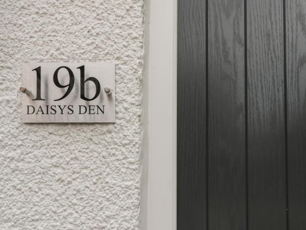 Daisy'S Den Whitby Exterior foto